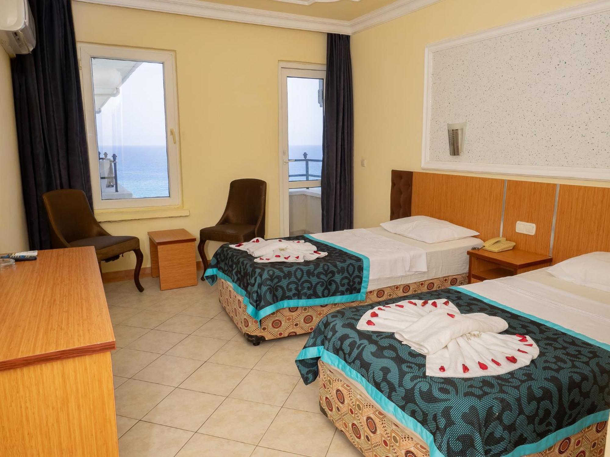 אלאניה Sun Fire Beach Hotel מראה חיצוני תמונה