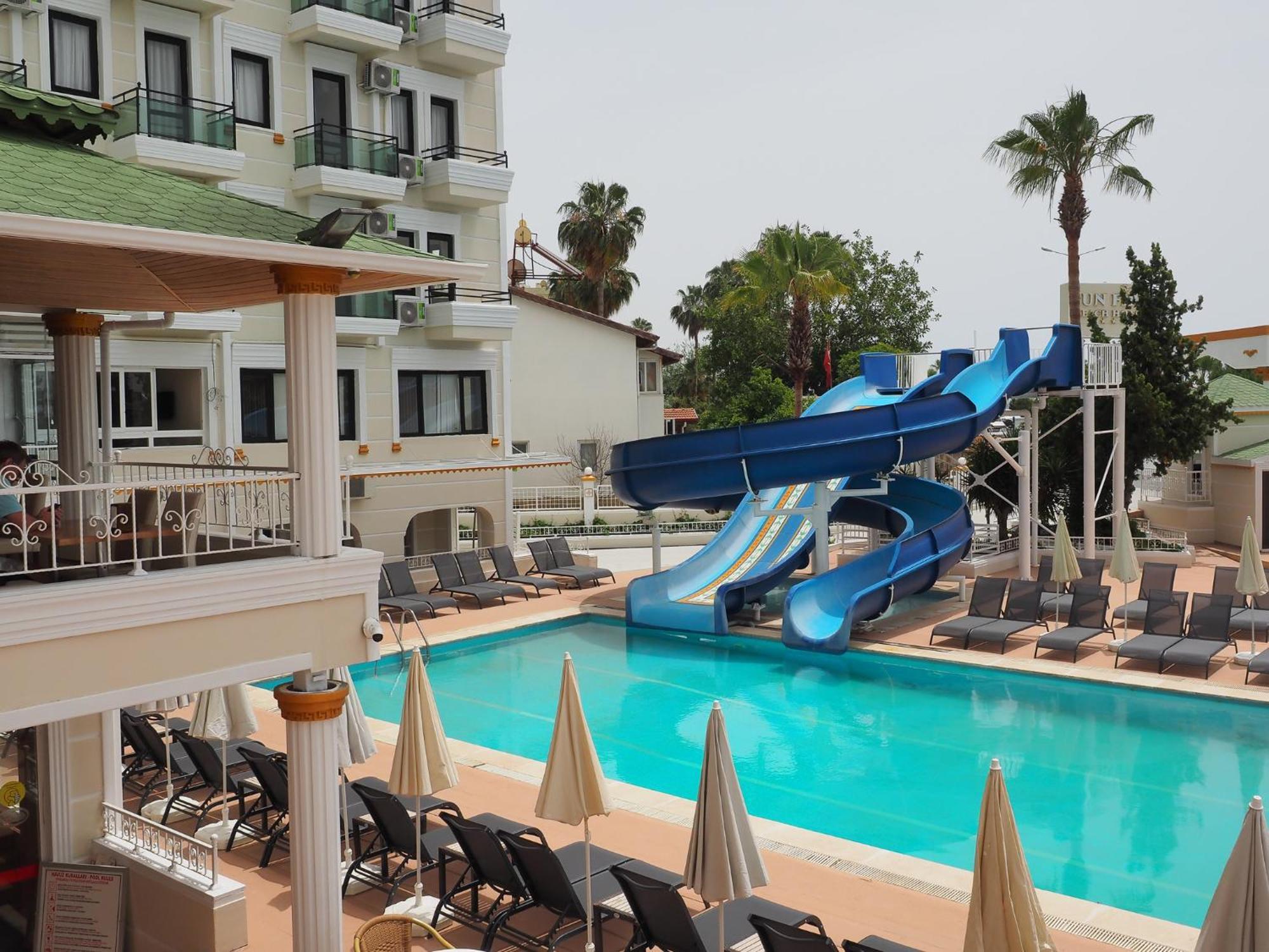 אלאניה Sun Fire Beach Hotel מראה חיצוני תמונה