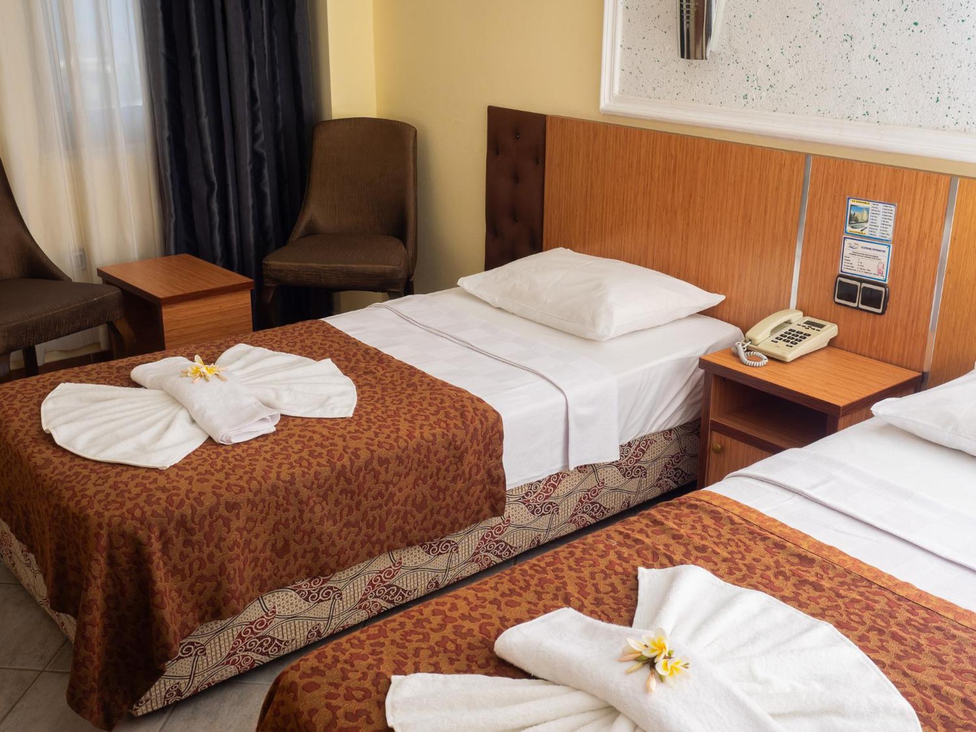אלאניה Sun Fire Beach Hotel מראה חיצוני תמונה