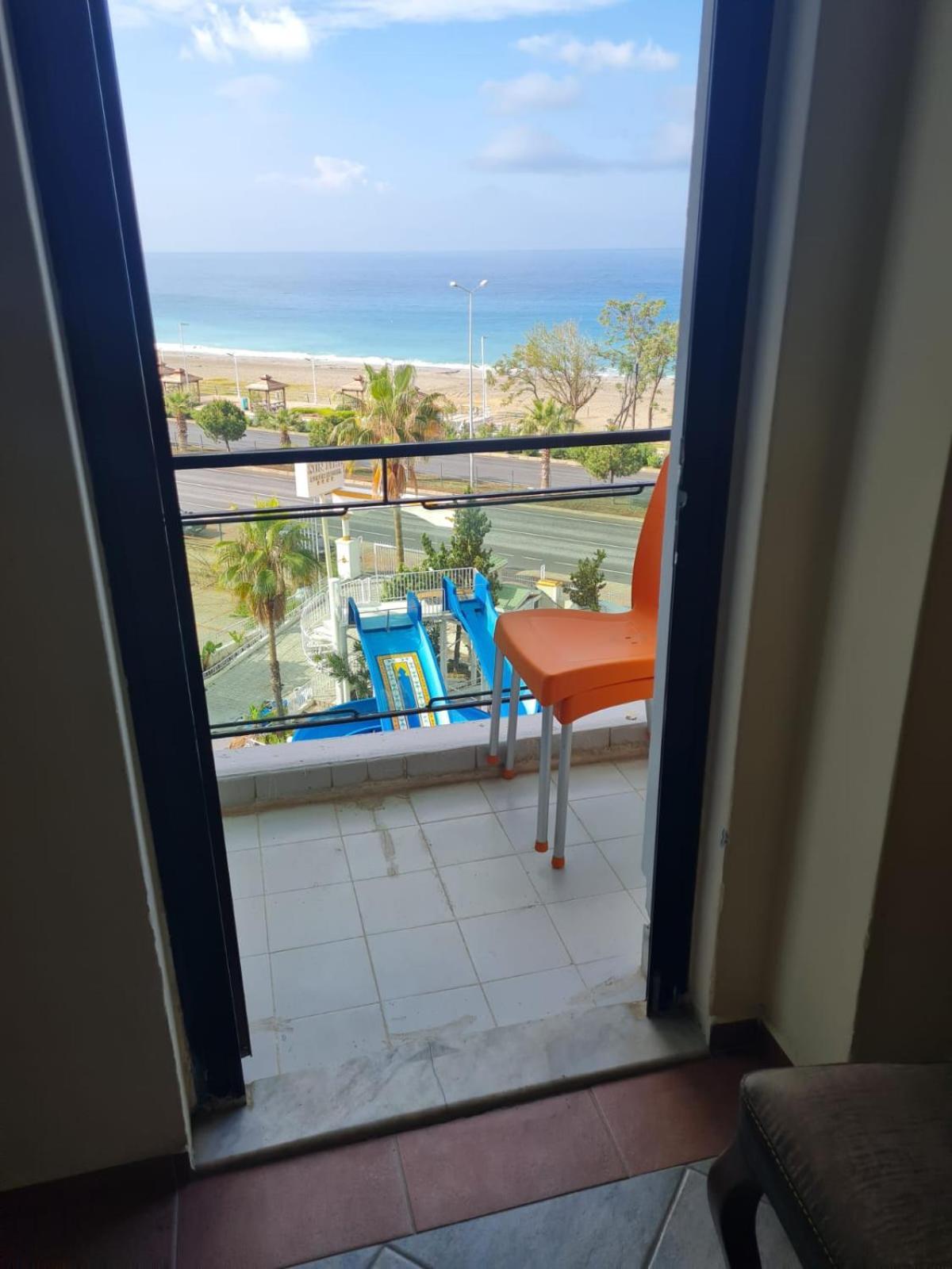 אלאניה Sun Fire Beach Hotel מראה חיצוני תמונה